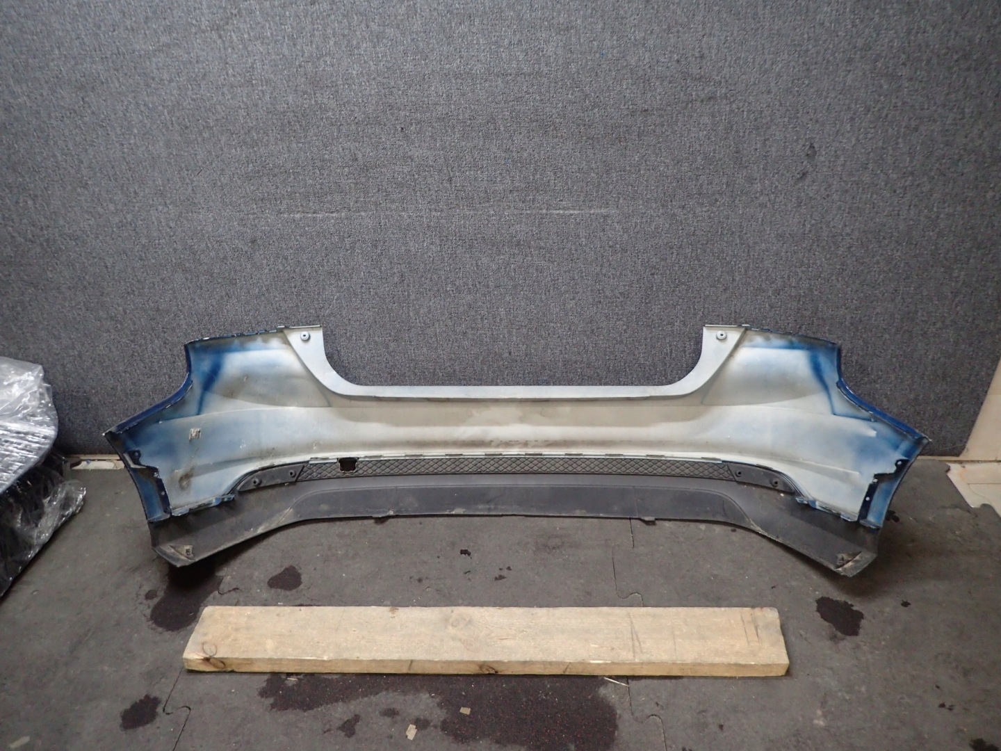Pare choc Arrière FORD FOCUS MK3 HB