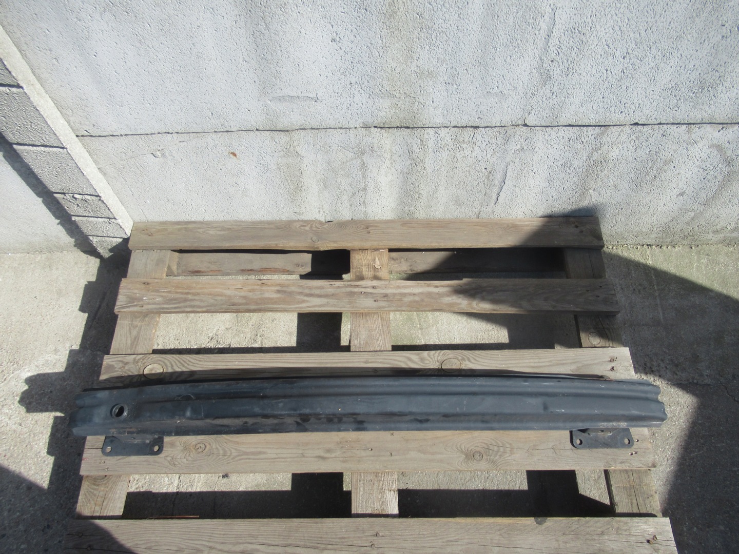 TRAVERSA PARAURTI POSTERIORE VW PASSAT B6 3C5807557