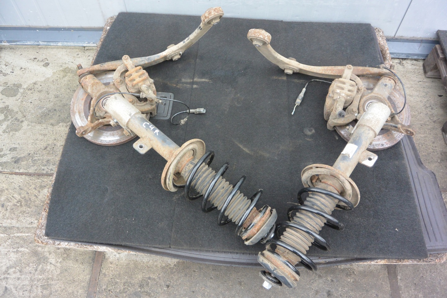 ACHSTRÄGER VORNE KPL MACPHERSON CITROEN C4 II B7