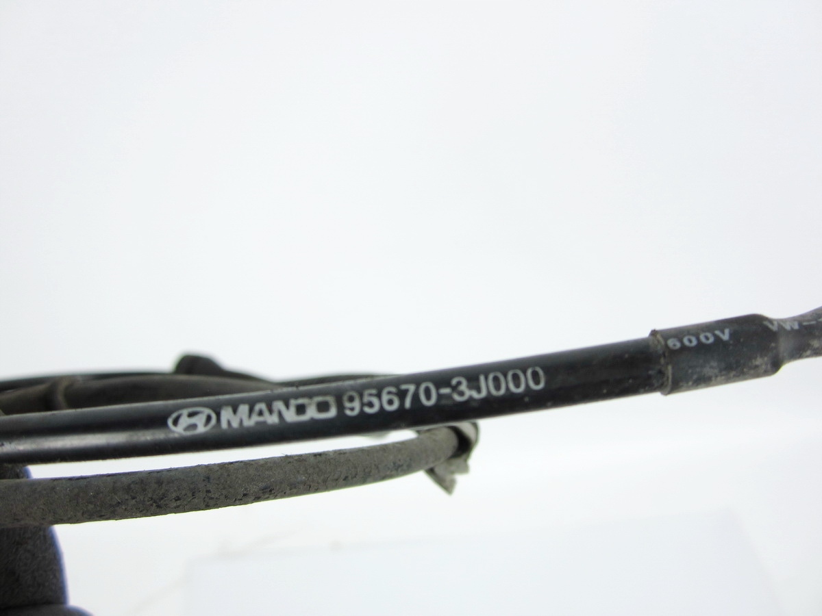 sensor ABS front left Hyundai IX55 3.0 CRDI
