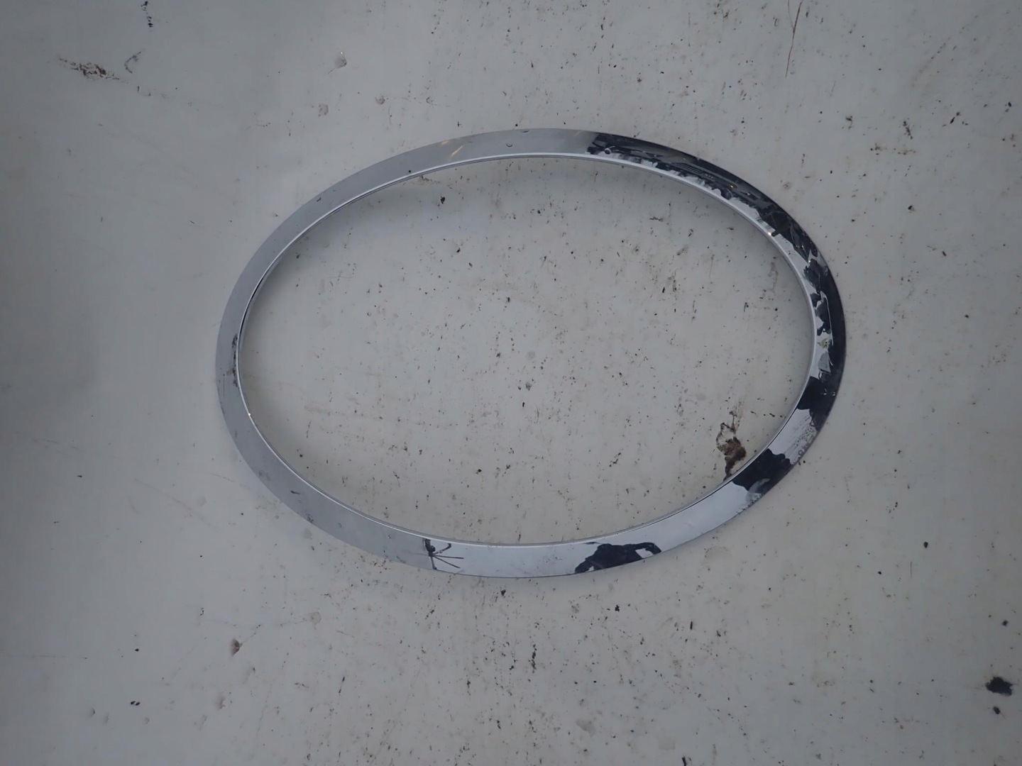 MINI COOPER III 3 F55 14- frame CHROM lights right
