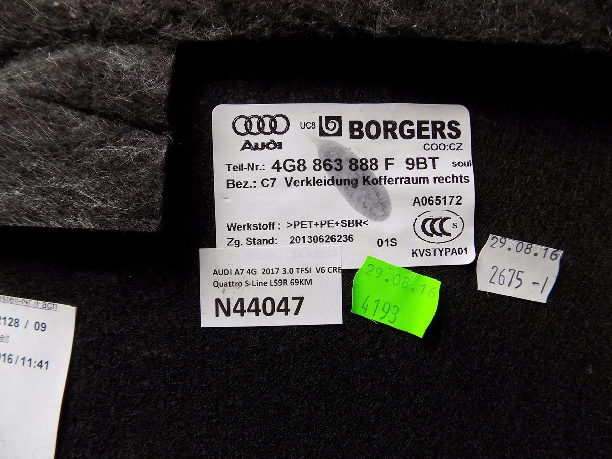 AUDI A7 4G boot upholstery right 4G886388F