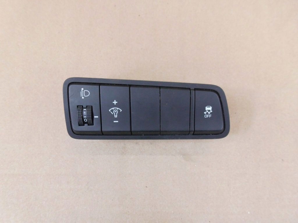 Hyundai Tucson III 2015+ circuit breaker ESP switch button 93710D7190TRY