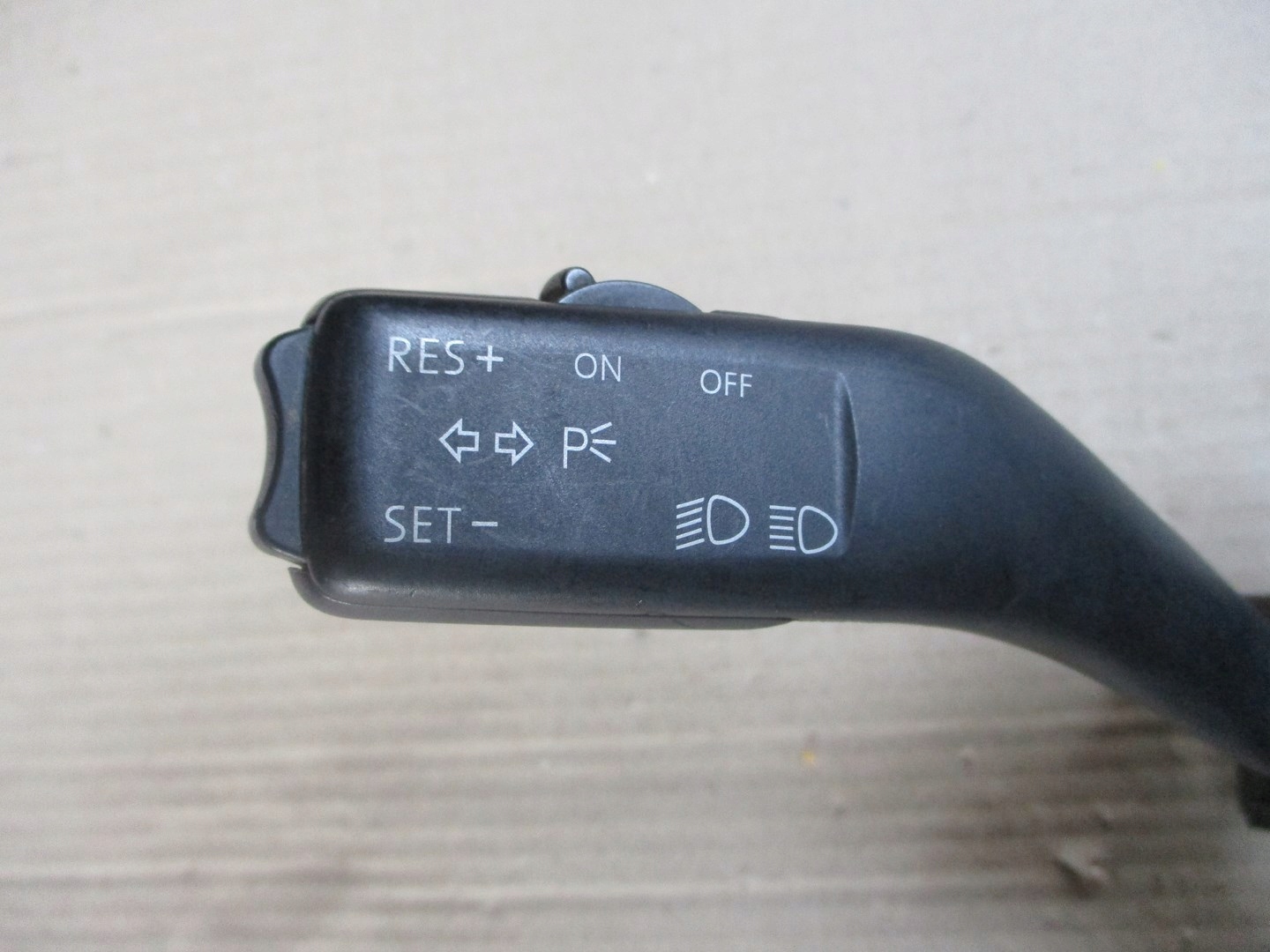 Devio leve volante Vw Seat 1K0953503DN