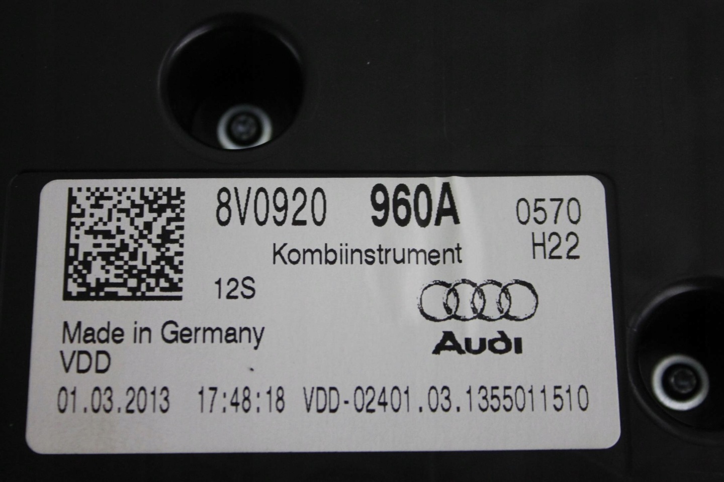 dials dials 8V0920960A AUDI A3 8V 1.6 TDI UK