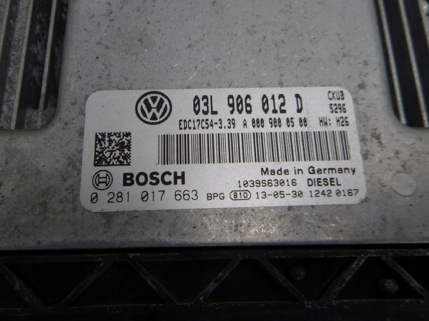 VW CRAFTER 2.0 TDI control unit of the engine 03L906012D