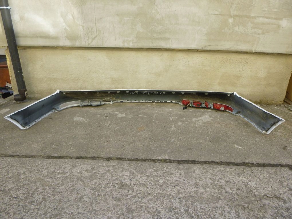AUDI Q7 4L0 bumper rear
