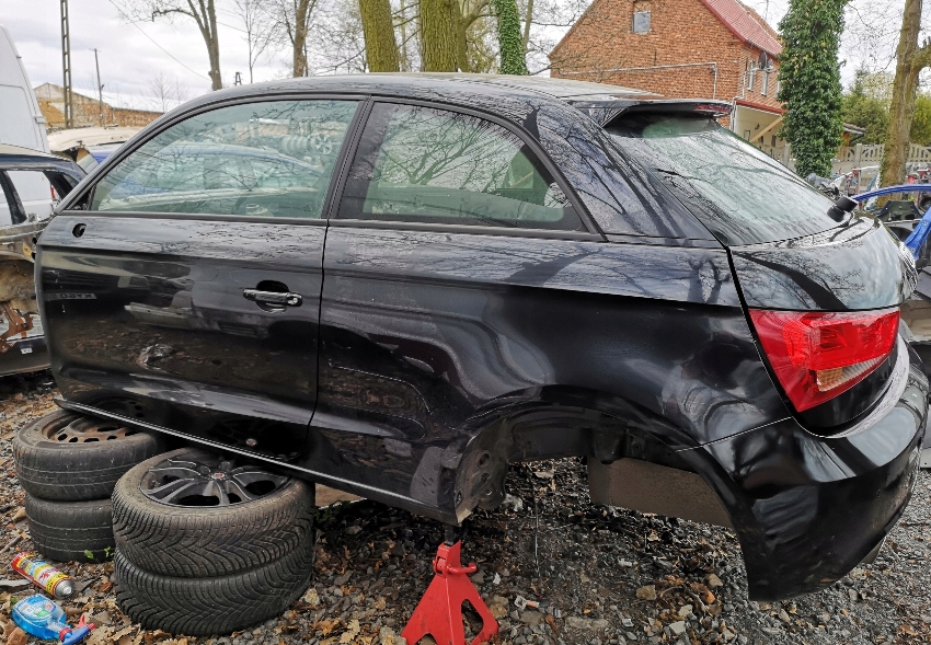 AUDI A1 8X0 2.0 TDI 2013 DOKUMENTY BRIEF karosérie