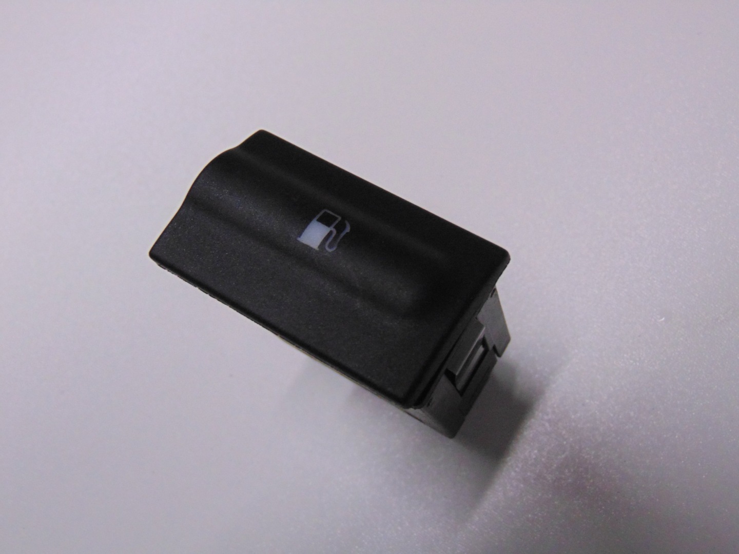 switch bonnet WEWU boot SKODA OCTAVIA 1U0959833C