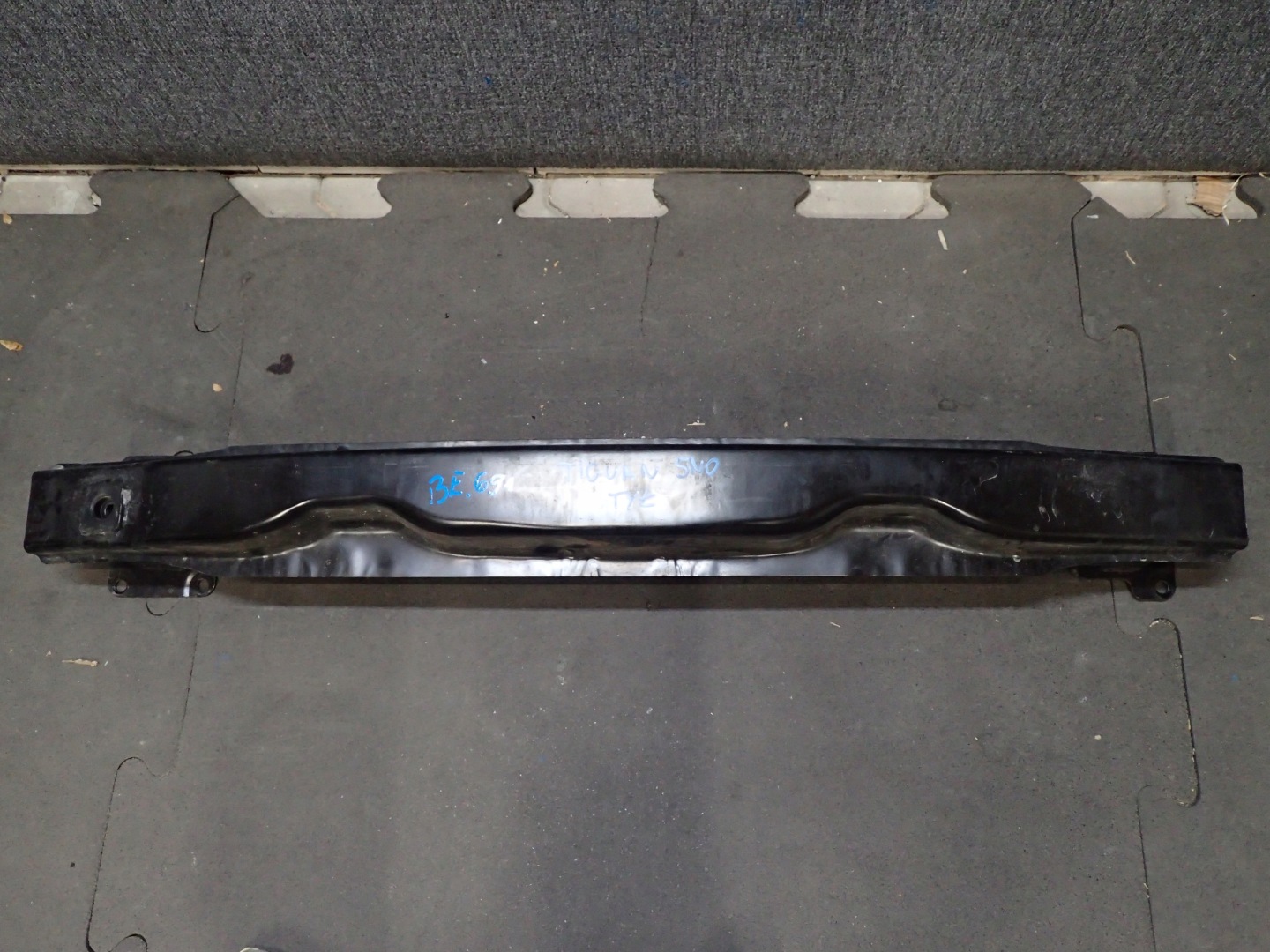 stoßstangenträger heck VW TIGUAN
