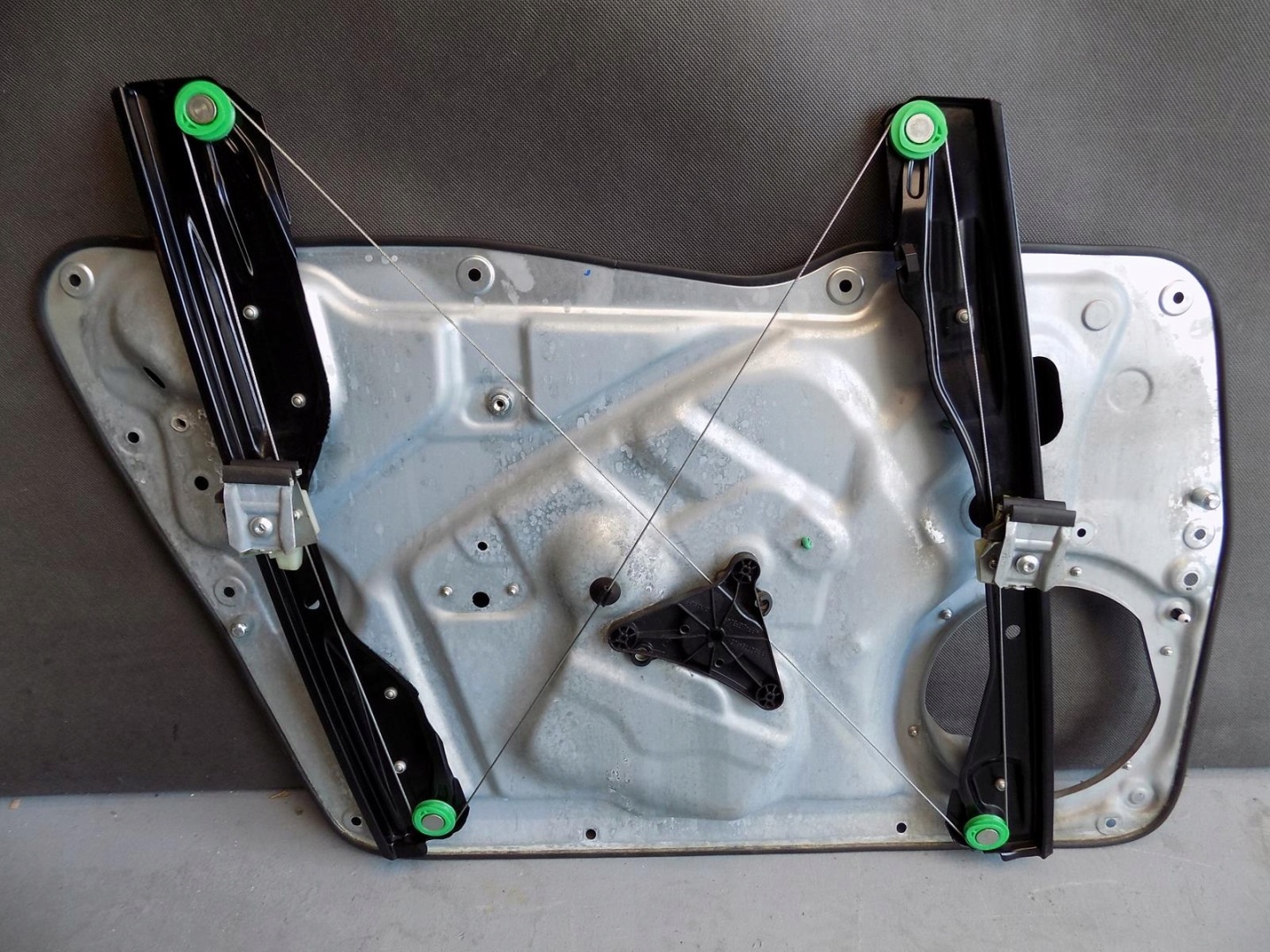 TIGUAN LIFT mechanism windows right front 5N0837462