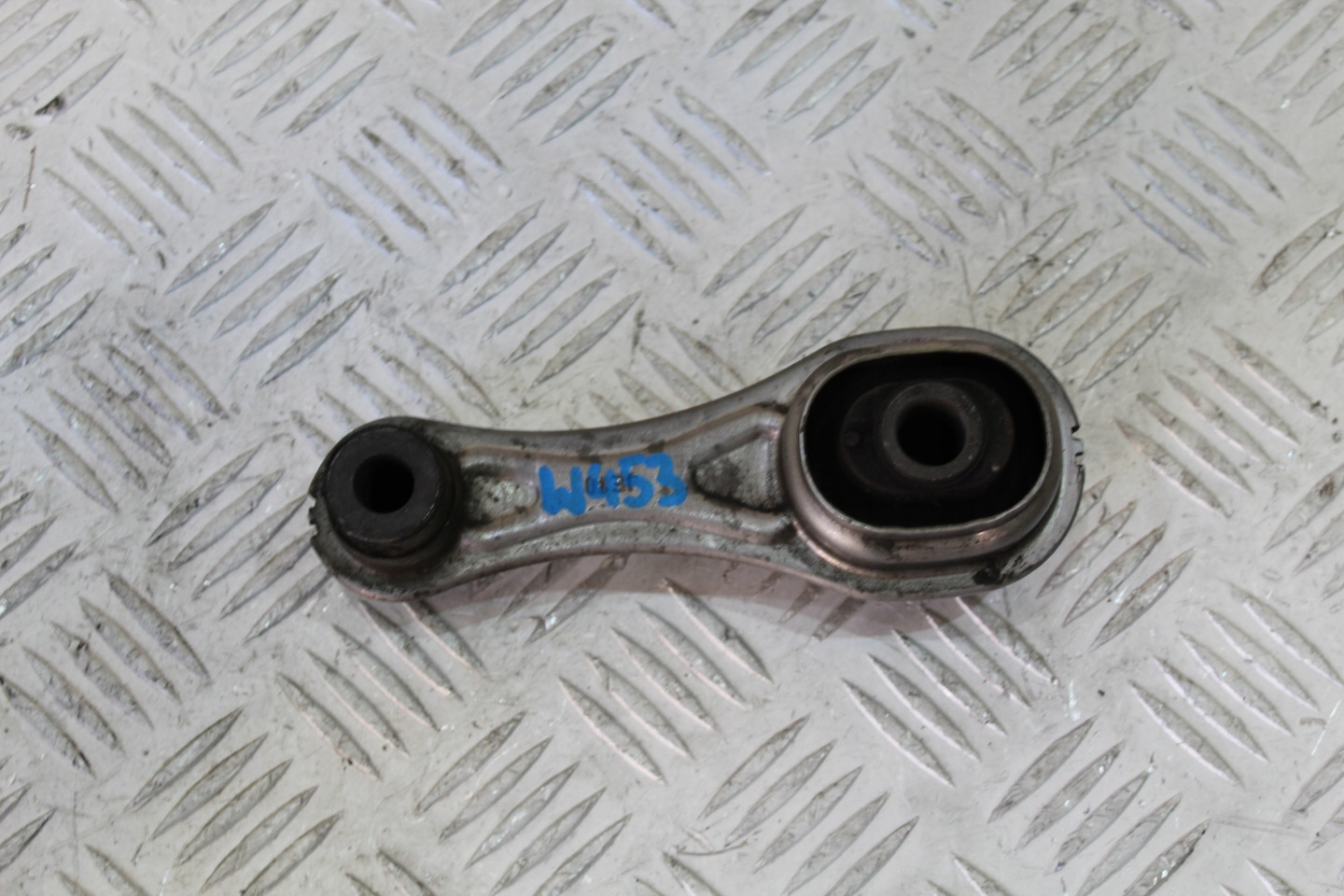 holder engine mount SMART FORTWO III W453