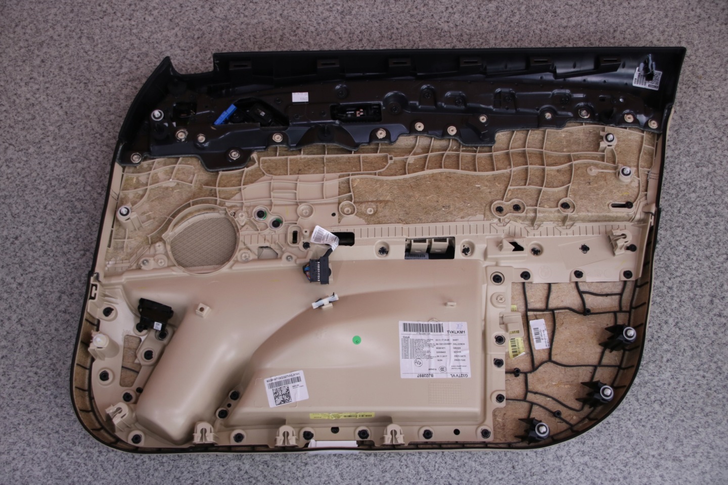BMW G32 GT side upholstery PANEL of the window left front
