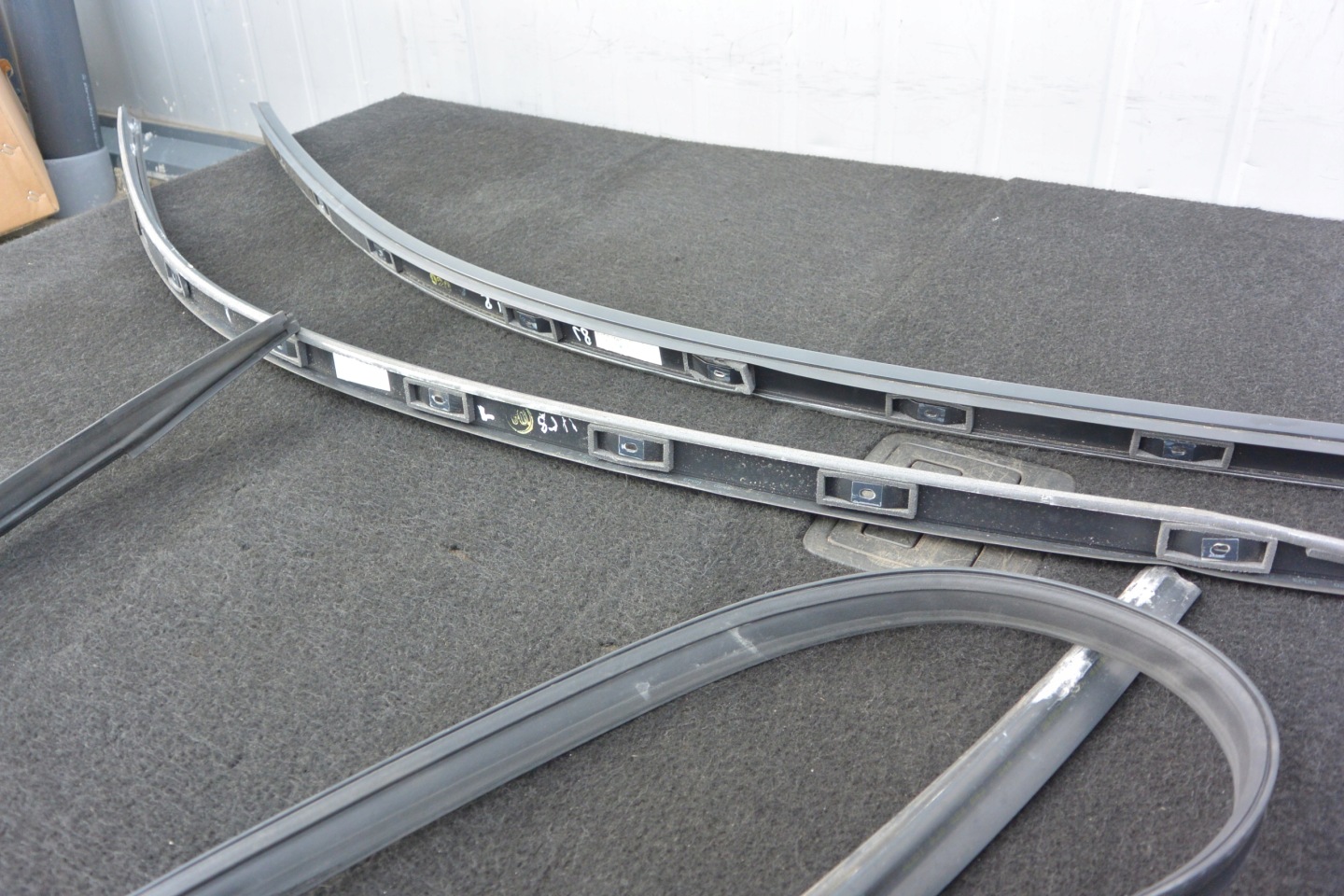 moulding roof right left AUDI TT 8J