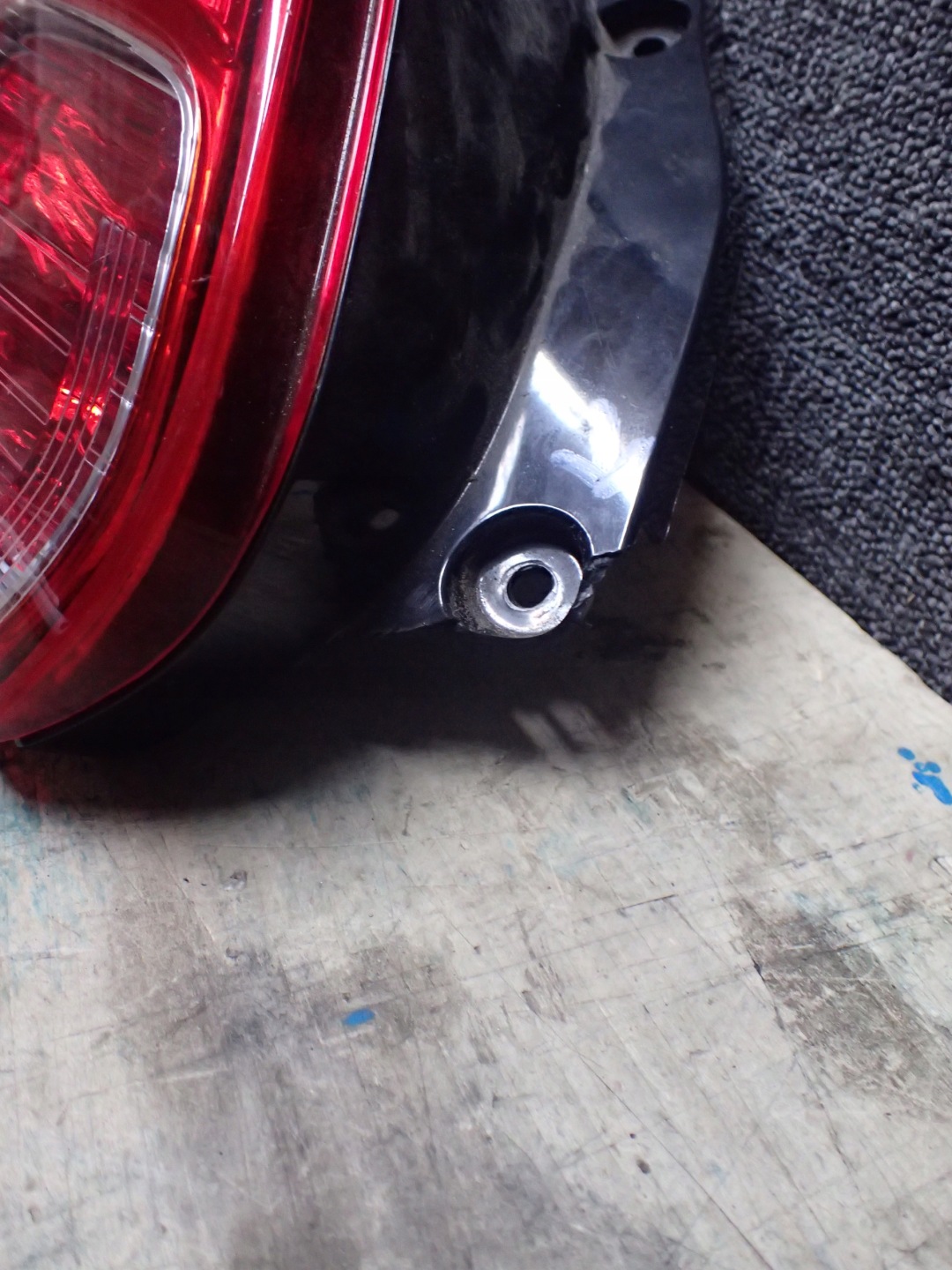 light rear part left MITSUBISHI SPACE STAR 13