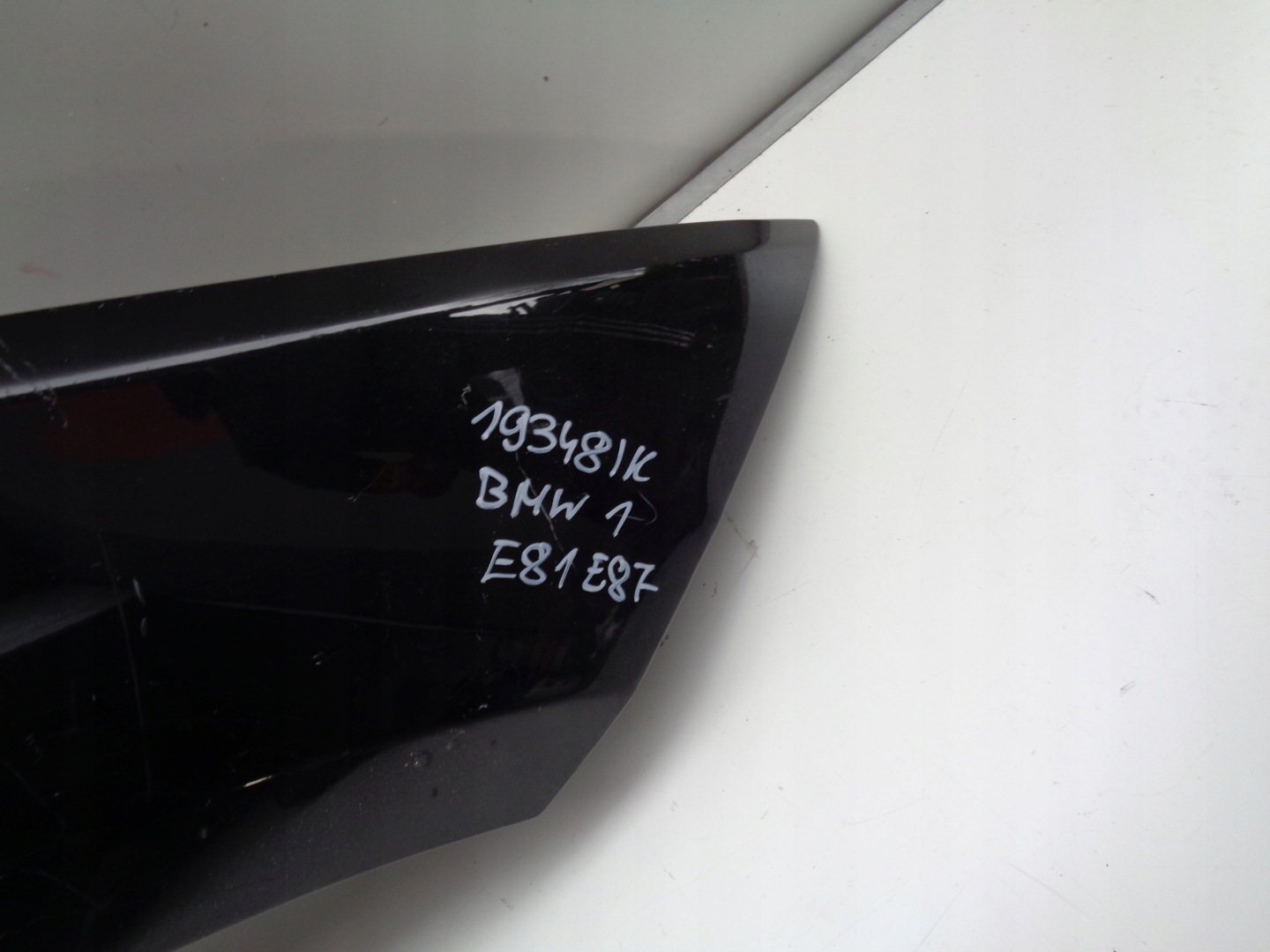 fender right front BMW 1 E81 E87 NR 19348