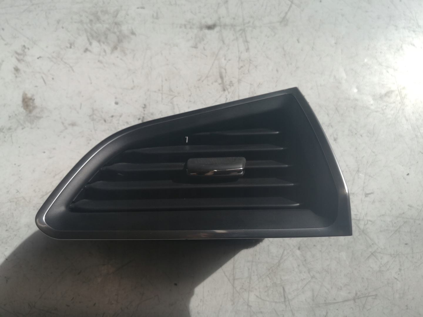 rešetka rešetka ventilacije FORD S-MAX EM2B19893