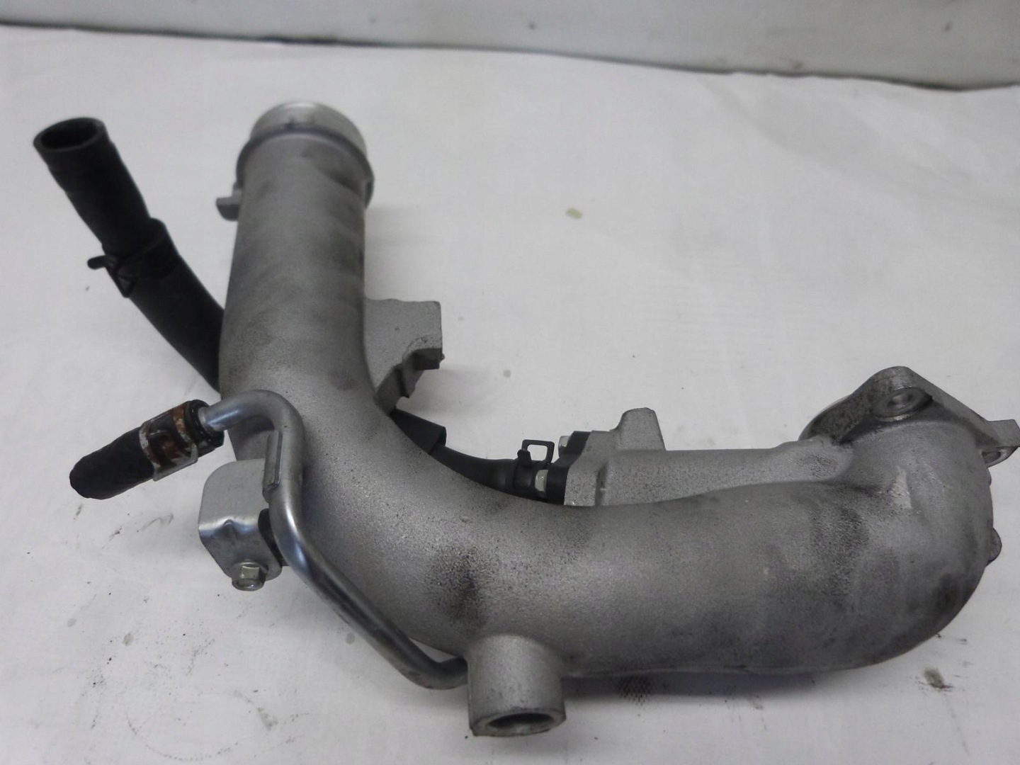MAZDA 3 BL 2.2 MZR-CD trouba intercoolera hadice 08-13r