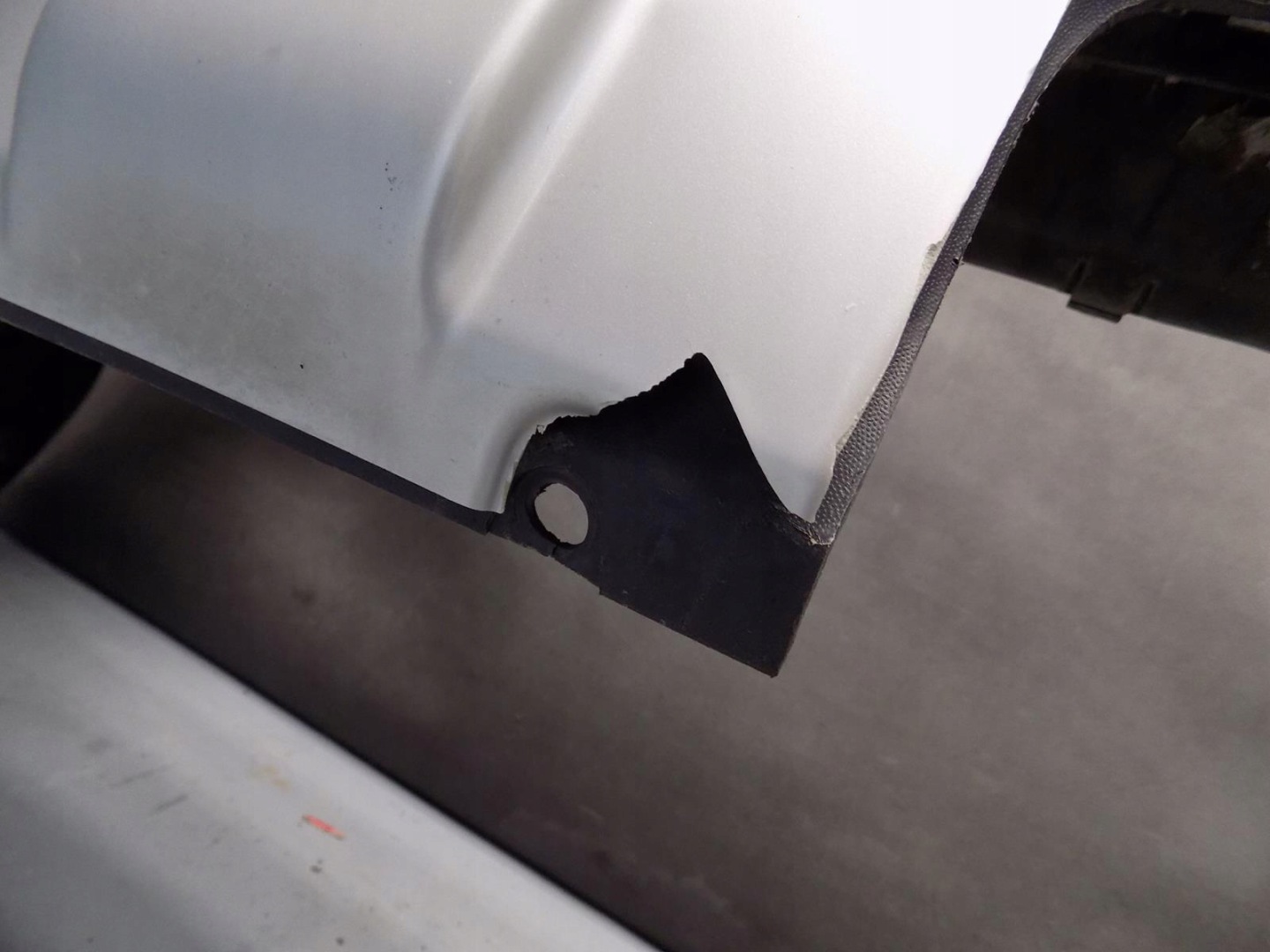 VW TOUAREG 7L bumper rear part LA7W