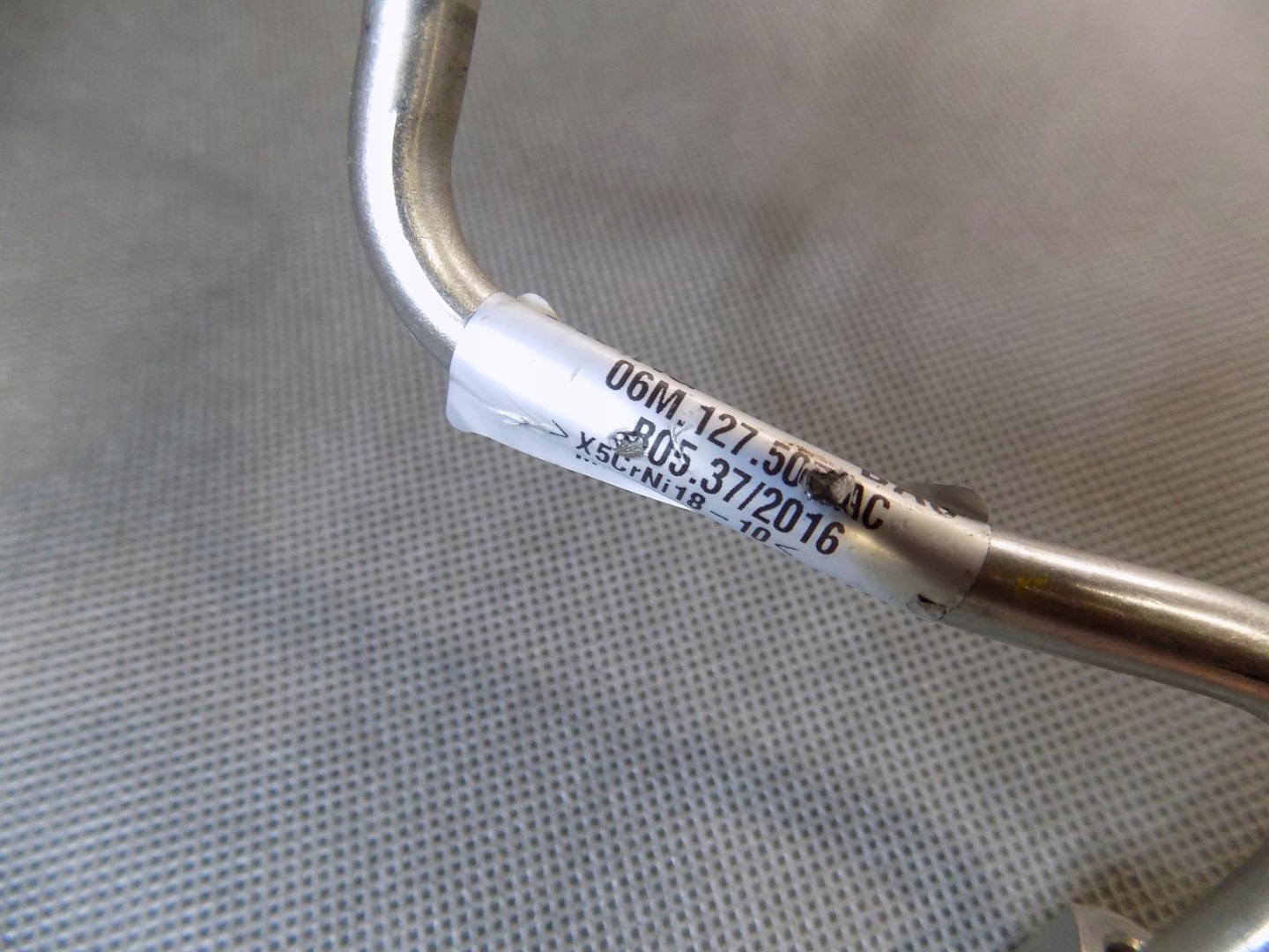 AUDI RS5 8W fuel line 06M127507AB