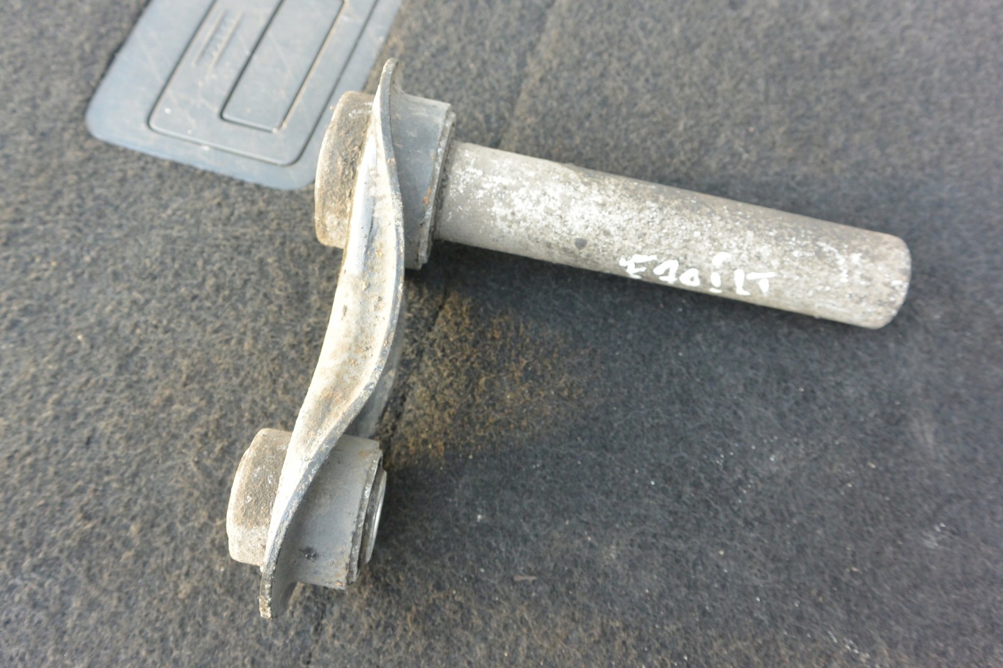 STÜTZE DES QUERLENKERS HECK 3.0D BMW X5 X6 E70 E71 KPL