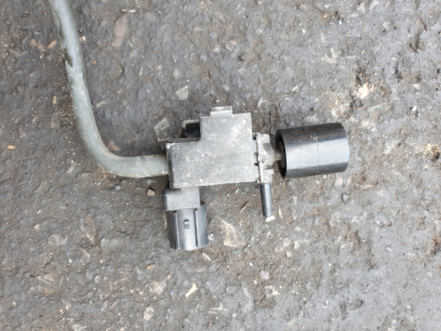 Sensor Unterdruck NISSAN PRIMERA P10 OE