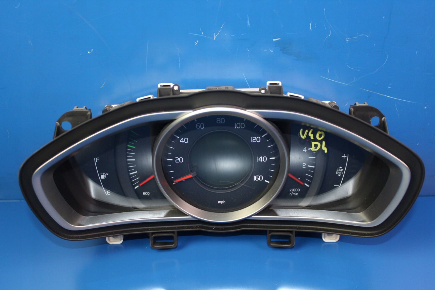 VOLVO V40 II 2.0 D4 dials dials UK