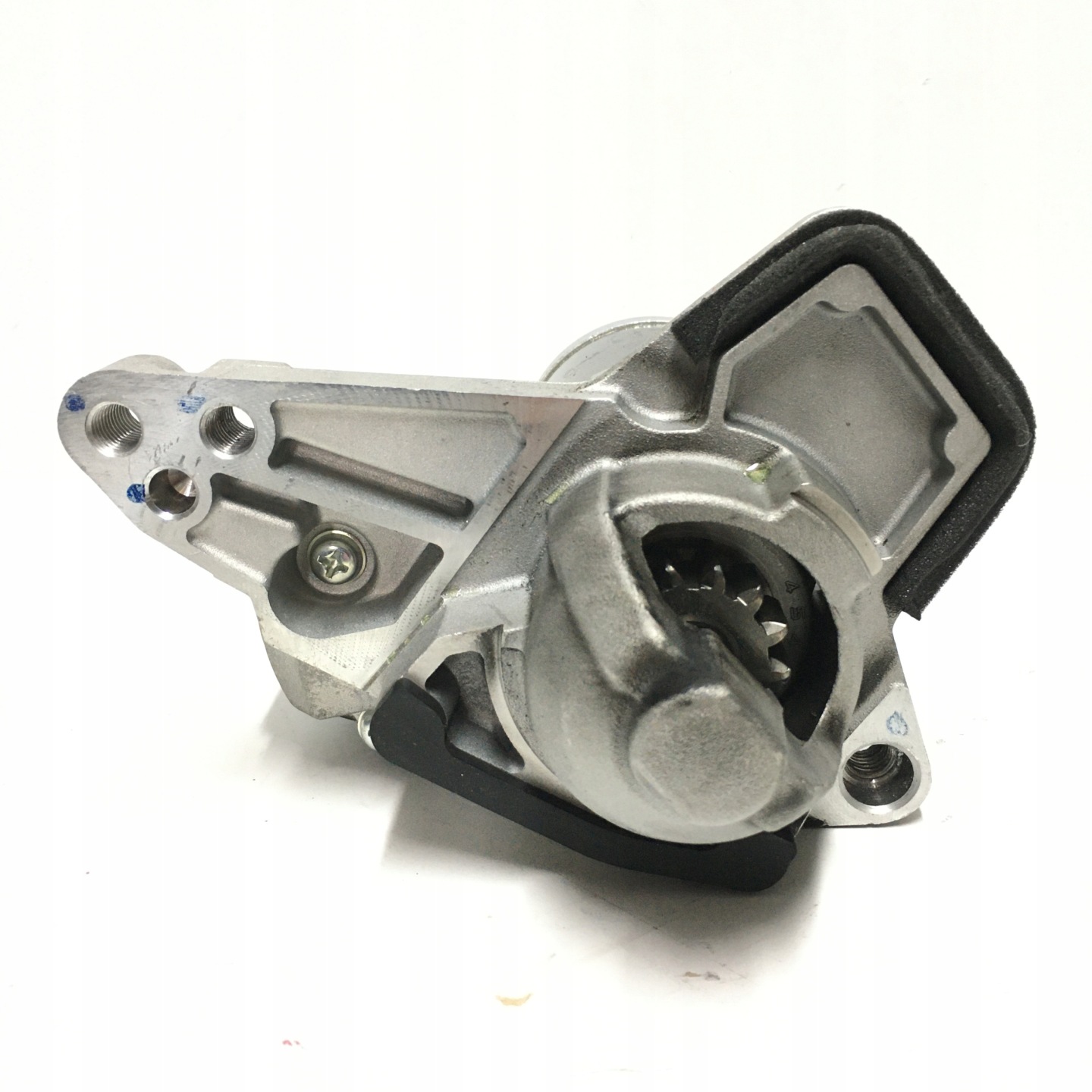 STARTER 0.9 TCE 233000557R DACIA SANDERO LOGAN