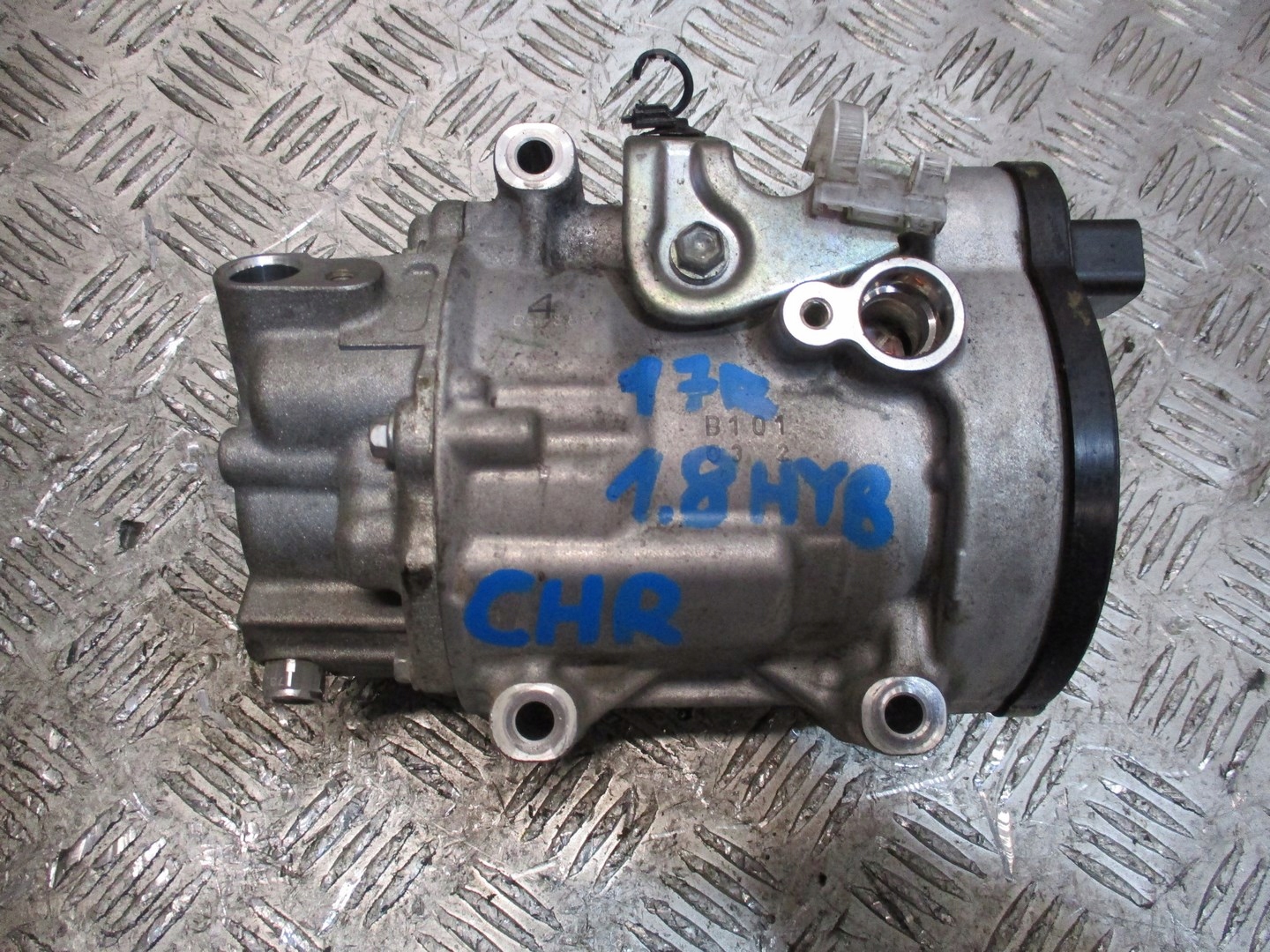air conditioning compressor TOYOTA CHR 1,8HYBRID