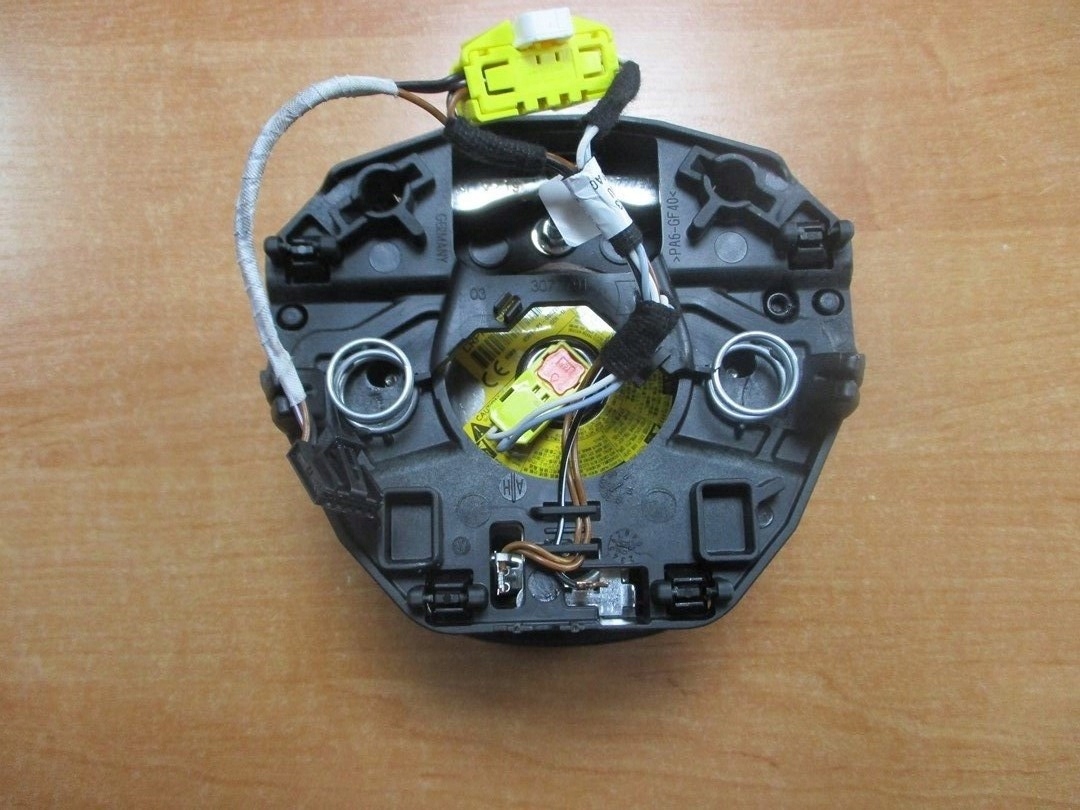 airbag driver´s SKODA OCTAVIA SUPERB FABIA 5E0 3V0
