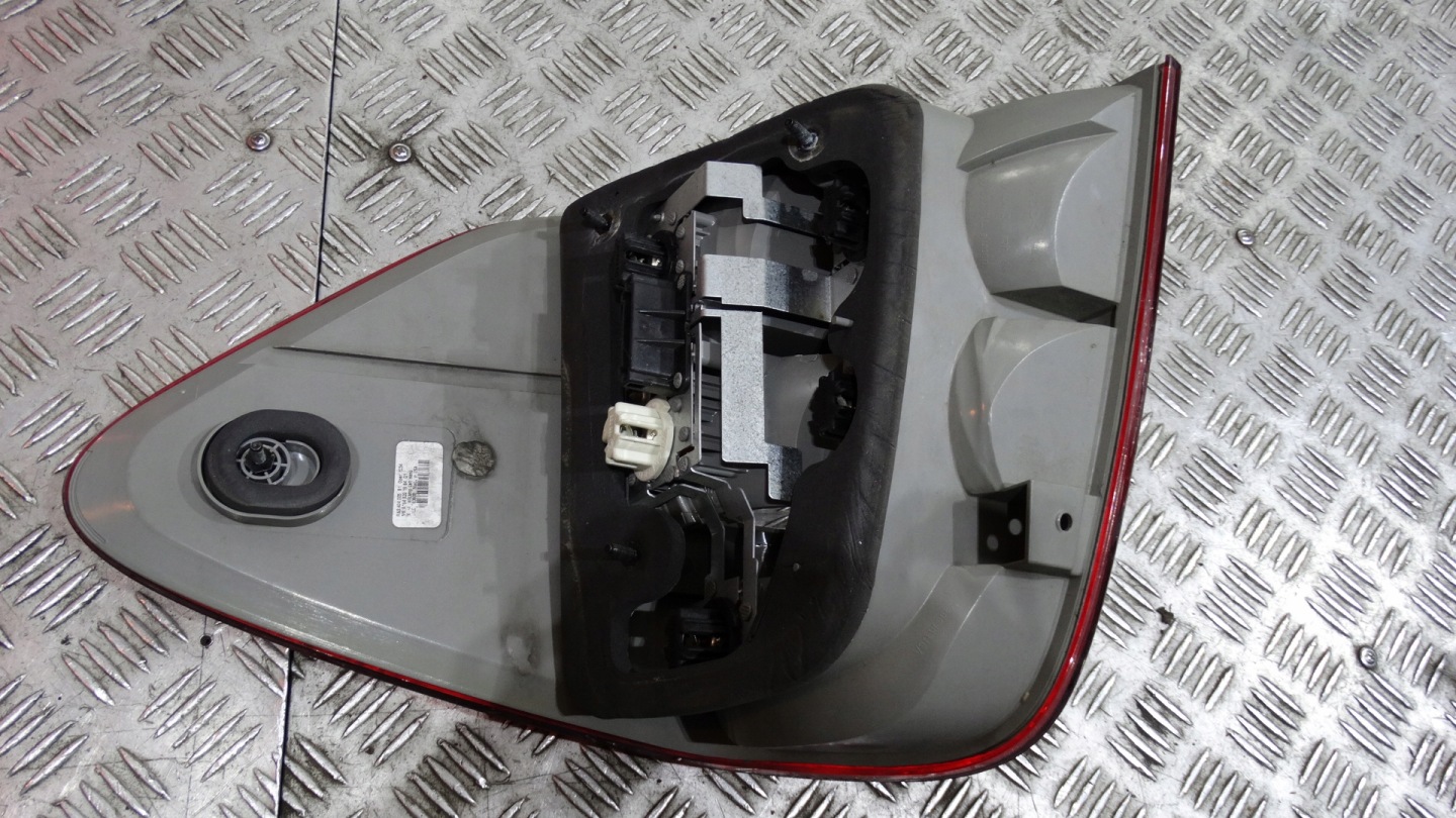 IDEALNA light left rear MERCEDES ML W164 1
