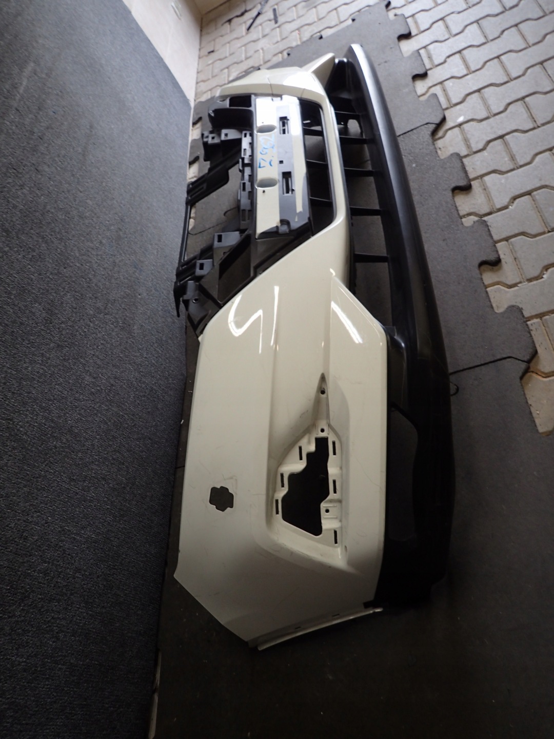 BUMPER FRONT NISSAN QASHQAI LIFT J11 17