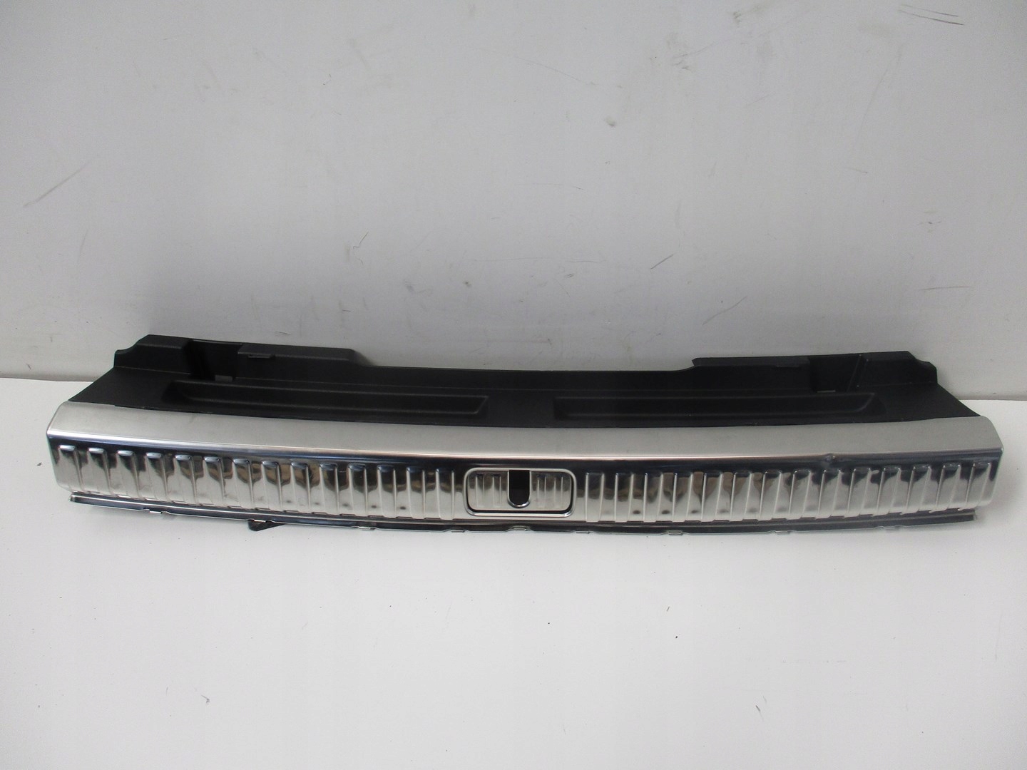 cap cover for rear panel AUDI A7 4K8 17R