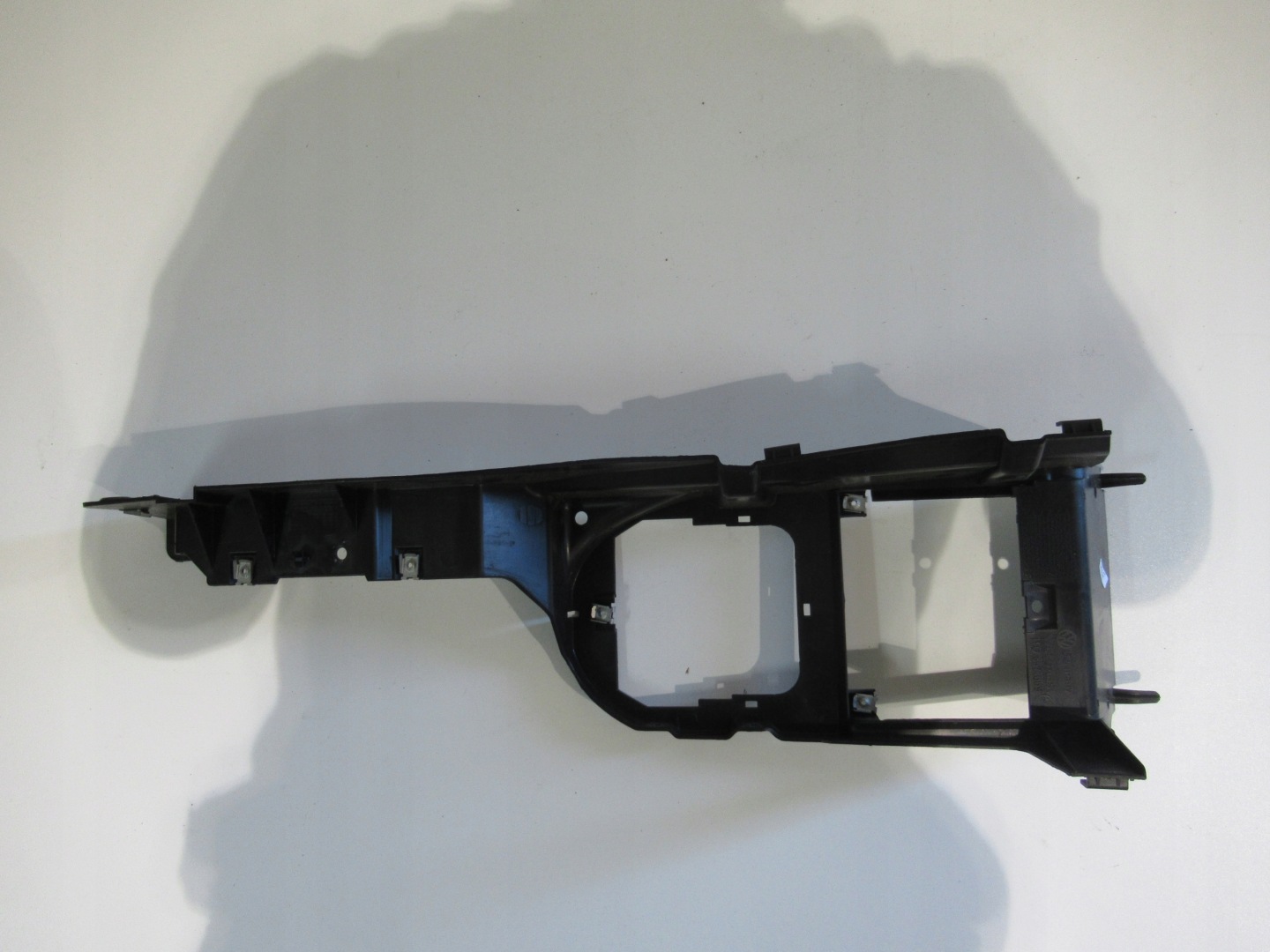 support TUNELU SRODKOWEGO VW TOURAN 1T0857669F