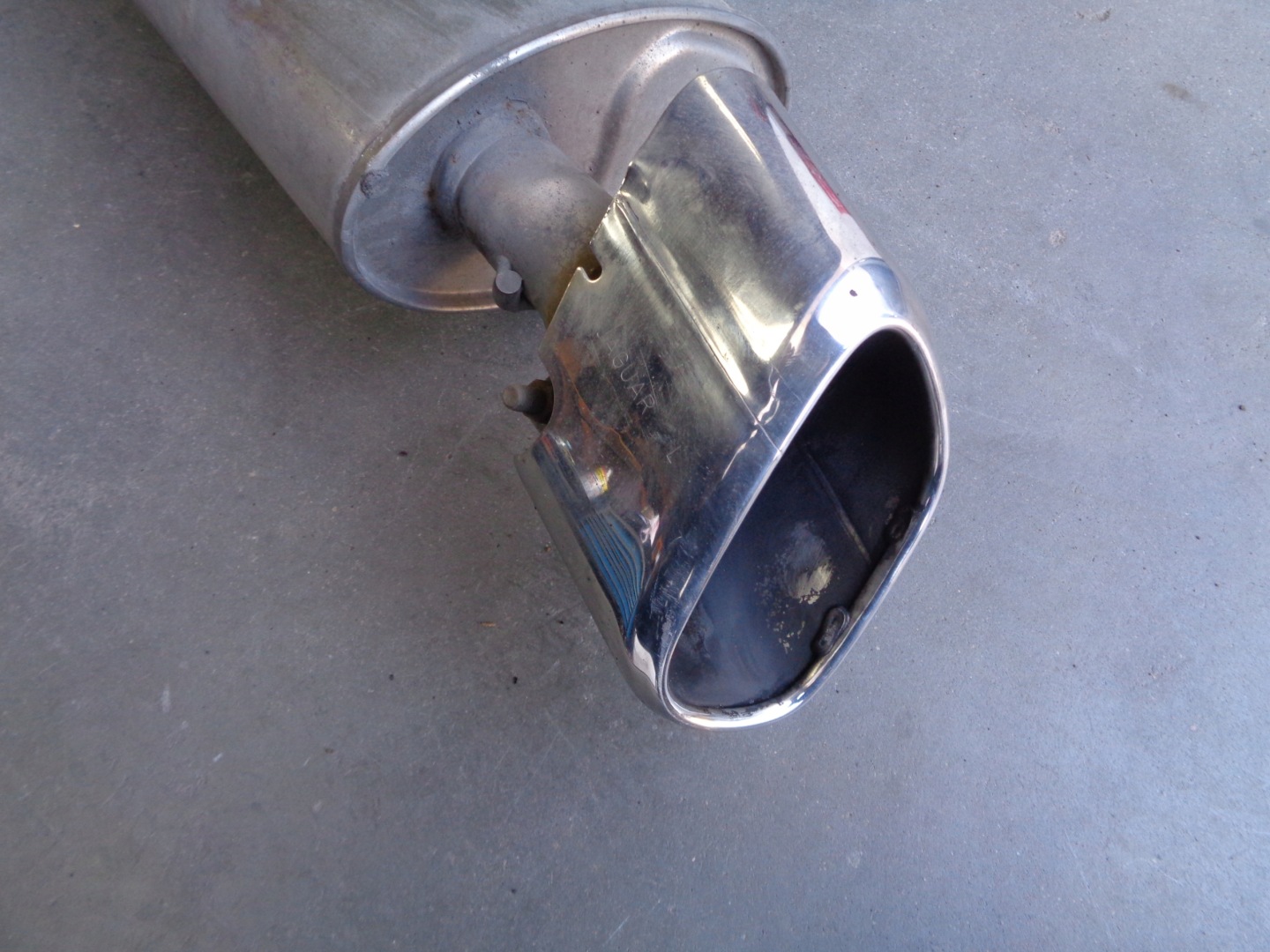 TLUMIK links JAGUAR XJ IV X351 3.0 D