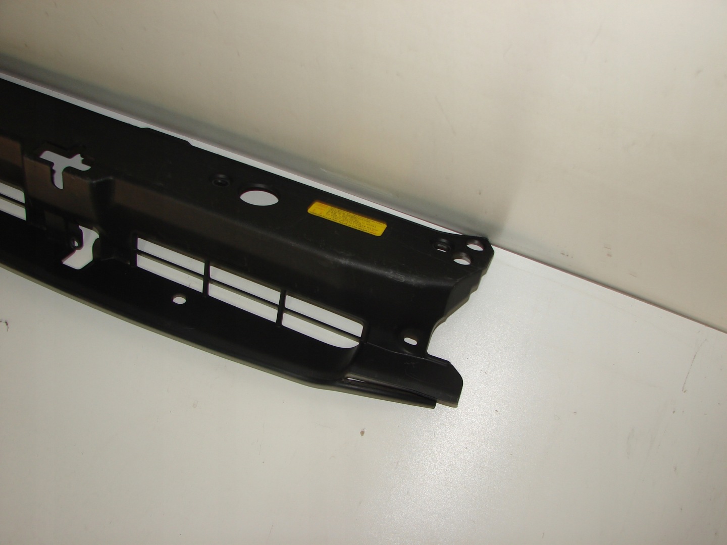 cap cover for front body wall HYUNDAI SANTA FE 01
