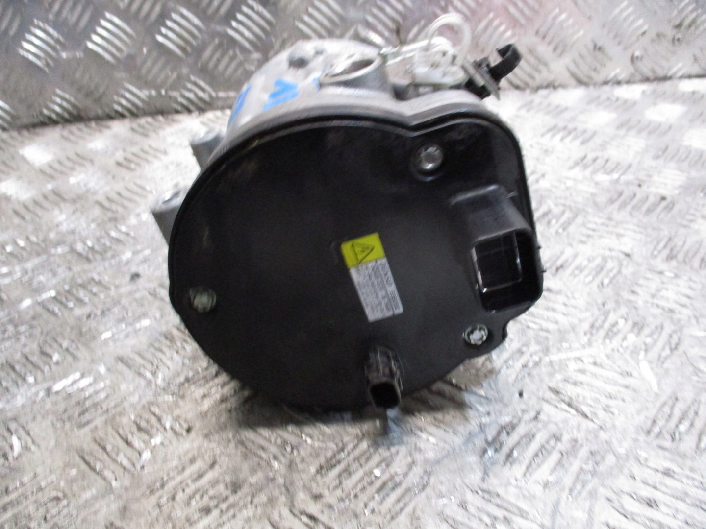 air conditioning compressor TOYOTA CHR 1,8HYBRID