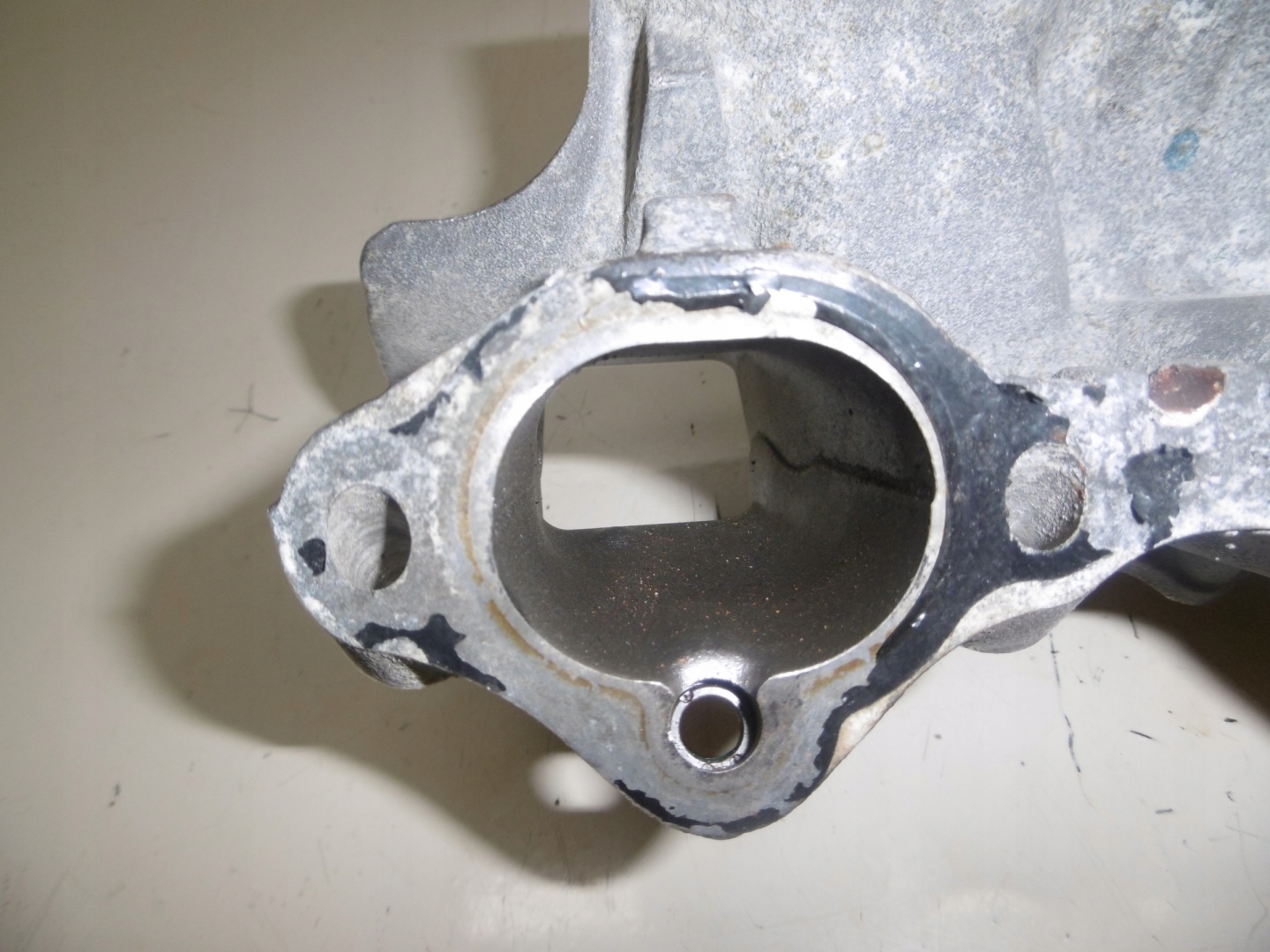 intake manifold INFINITI NISSAN 3.7 V6
