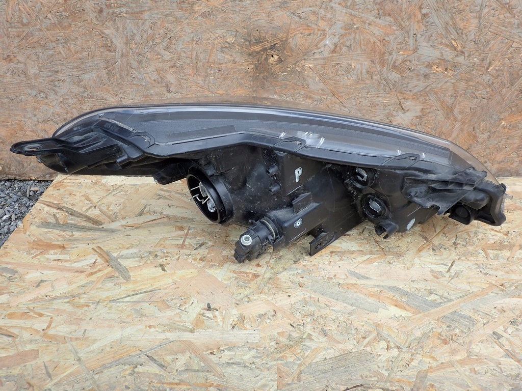light left REFLEKTOR left TOYOTA YARIS 3 III LIFT
