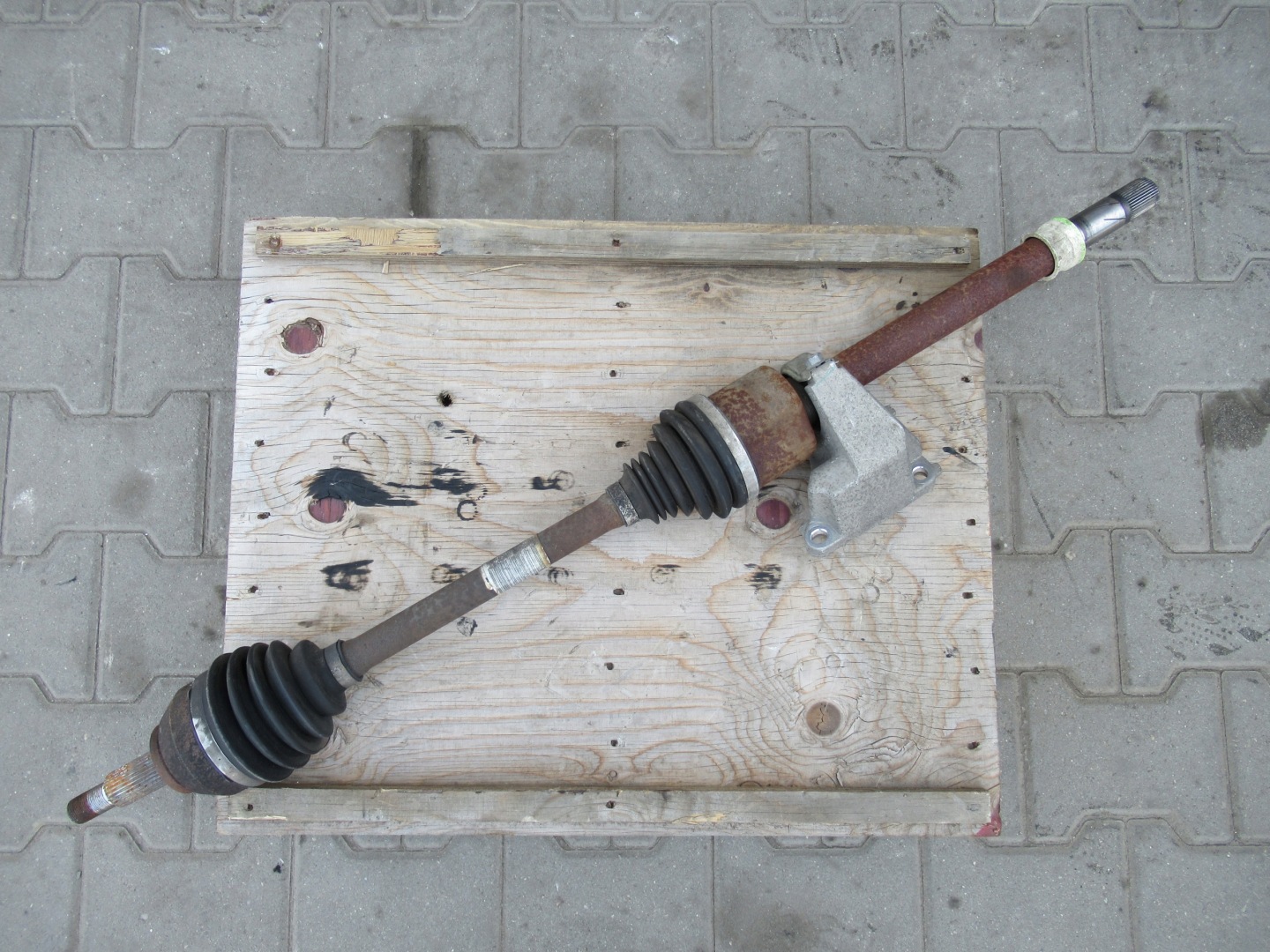 semi-axis right RENAULT TRAFIC III 1.6 DCI 93453895
