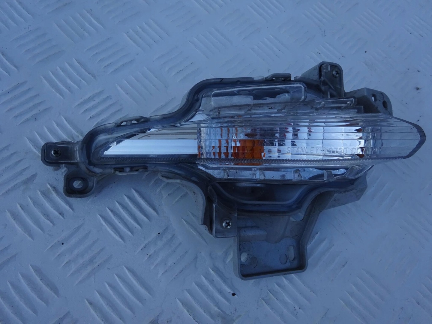 MAZDA 3 III 13 17- right fog light LED indicator