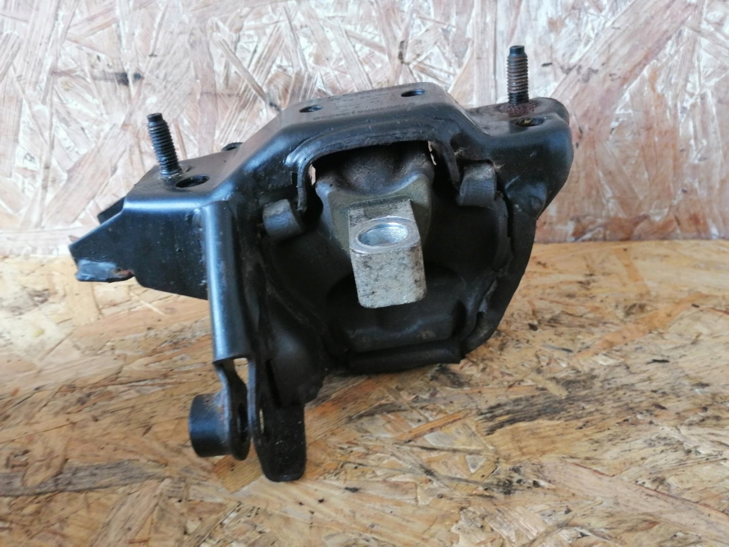 VW SEAT SKODA engine mount 6Q0199655AE