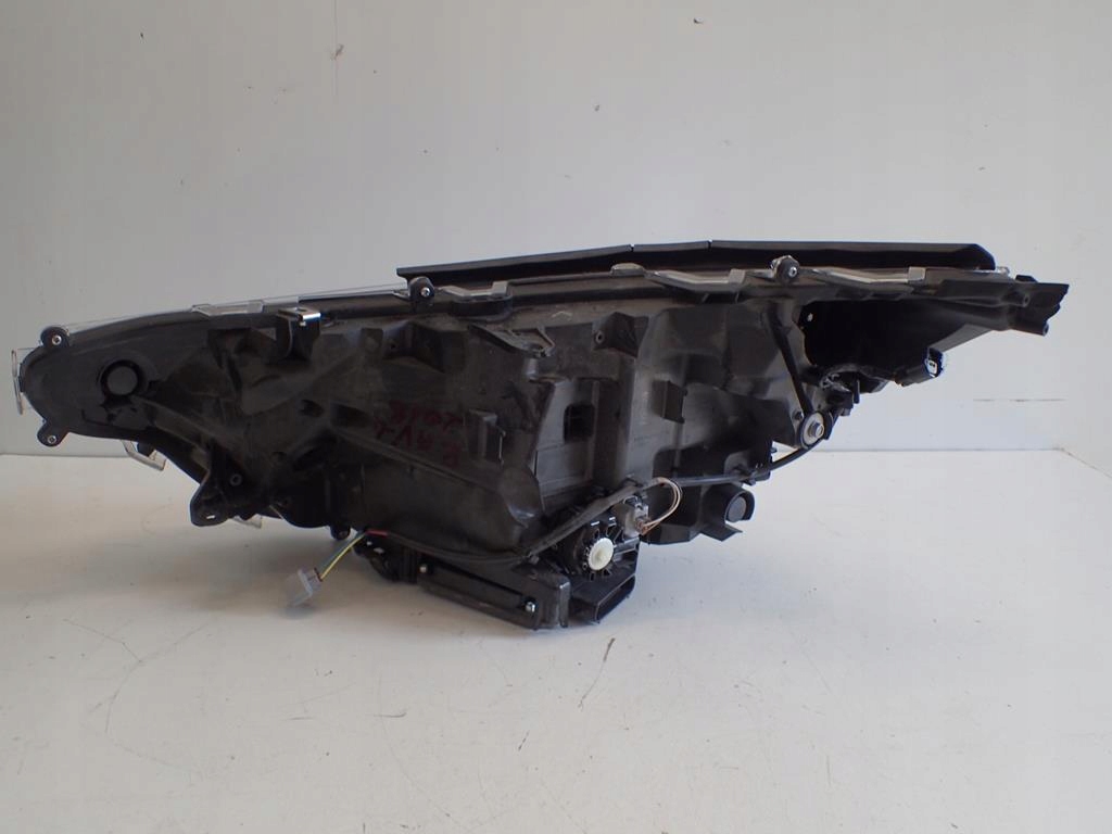 light front right TOYOTA RAV4 18- FULL LED