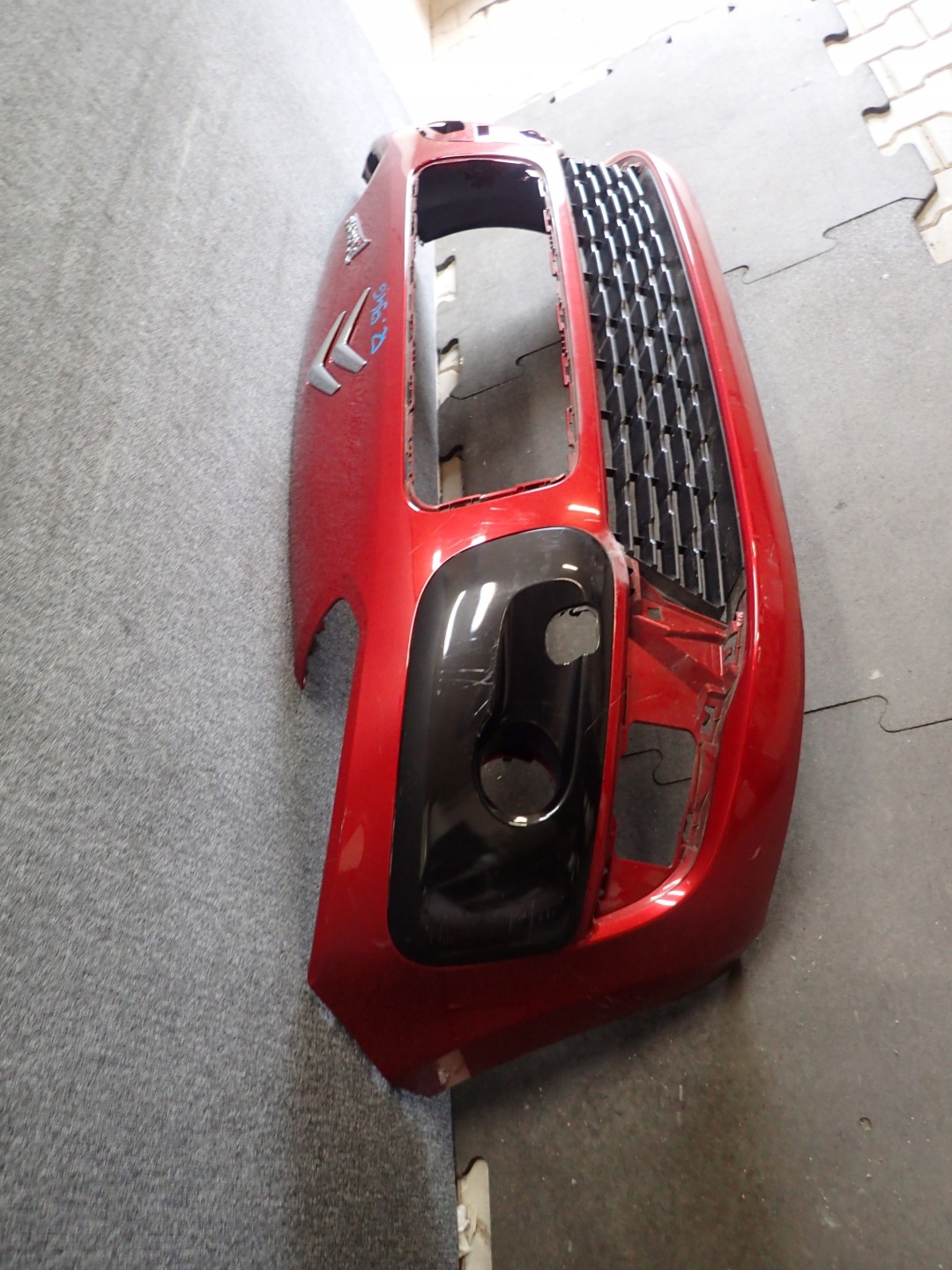 nárazník předek CITROEN C3 PICASSO 09-12