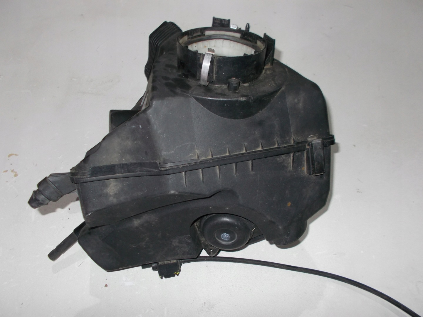 AUDI A6 C6 3.2 GEHÄUSE FILTER LUFT 4F0133835F