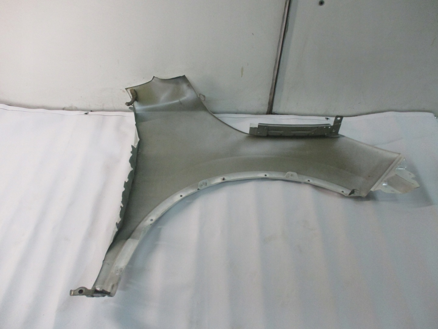 fender left front front Nissan Qashqai 2 II