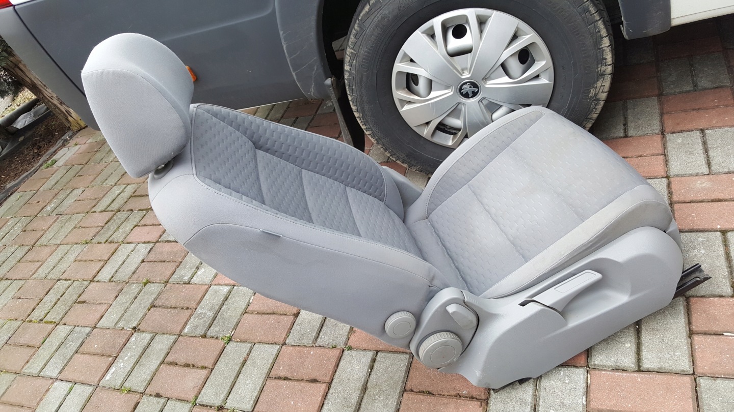 seat support SZYNY VW TOURAN 1T right front OE EU