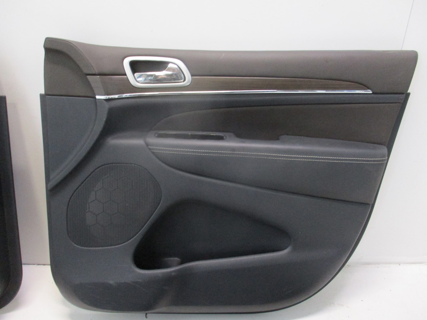 upholstery side door JEEP GRAND CHEROKEE front