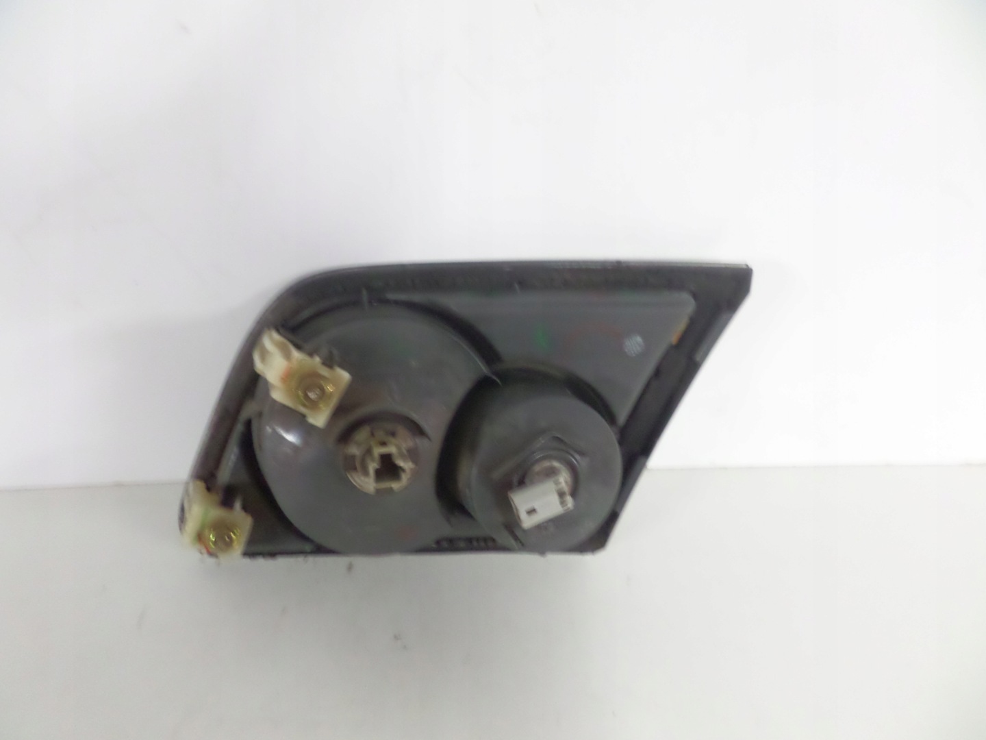 light rear rear part left MAZDA 6 GG GY 02-05 HB/SDN
