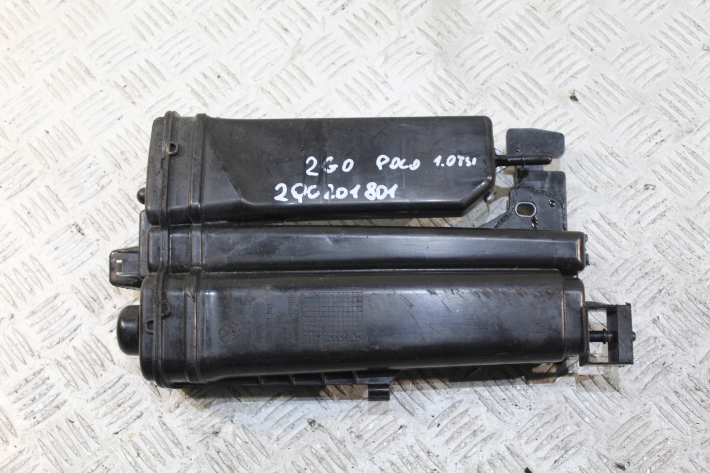 Gehäuse filter WEGLOWEGO POLO VI 2G 2G0 2Q0201801